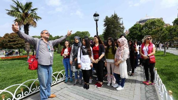45 bin lise öğrencisi İstanbul’u yeniden keşfetti