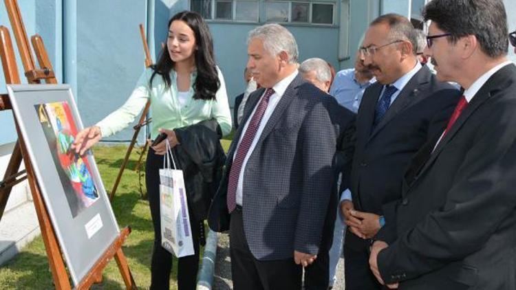 Afyonkarahisarda polis vatandaş sergisi