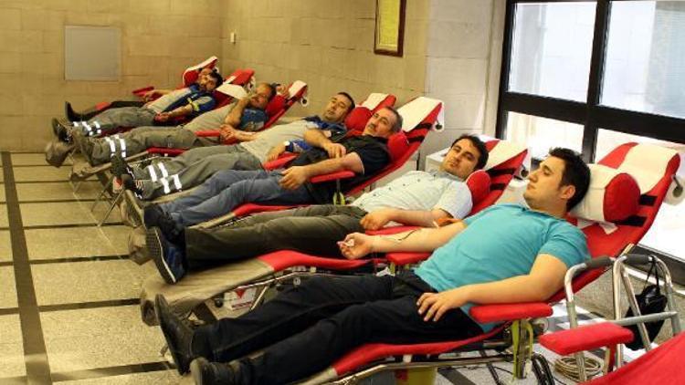 KCETAŞ personelinden Ramazan öncesi kan bağışı