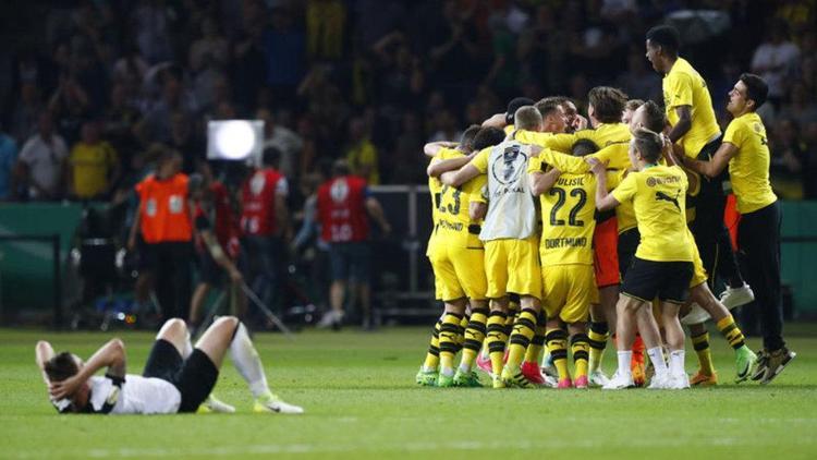 Almanya Kupası Borussia Dortmundun