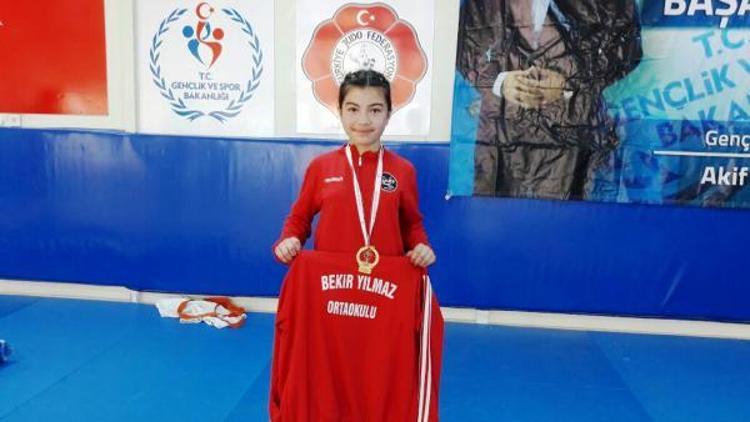 Çubuklu Hatice Judoda Türkiye Şampiyonu oldu