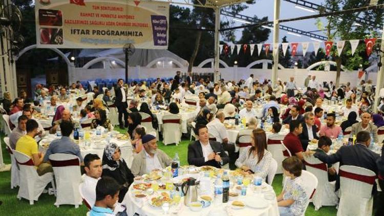 Şehit yakını ve gazilere iftar