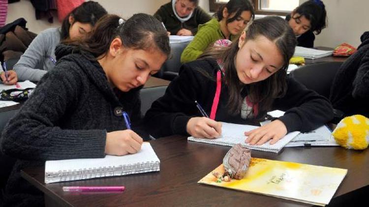 Çağlayan Gençlik Projesi ile eğitime destek