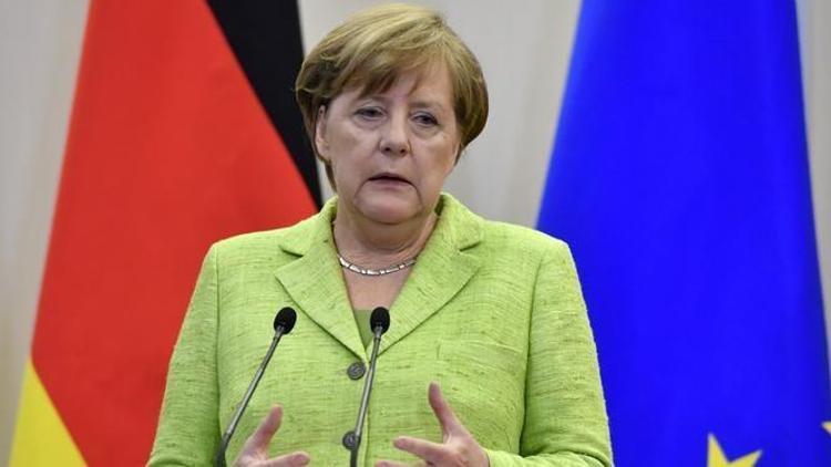Merkel İncirlik için son kez deneyecek