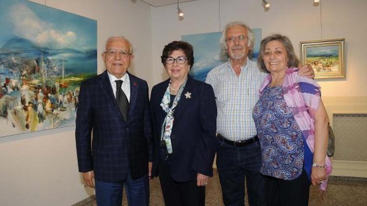 Ressam Serbest İASOBta sergi açtı