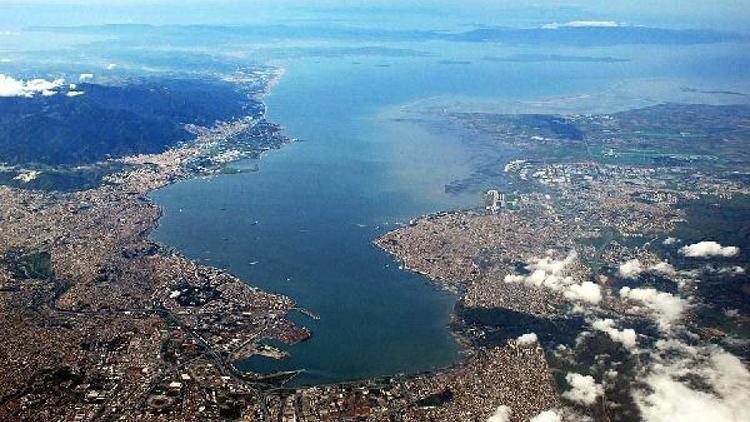 İzmir Limanının Varlık Fonuna devri Körfez projesini etkiledi