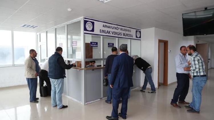 Arnavutköy Belediyesi vergi ödemesi için kuyrukta bekleme derdine son verdi