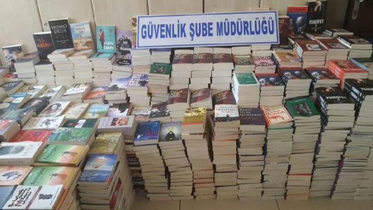 Mersinde korsan kitap operasyonu: 3 gözaltı