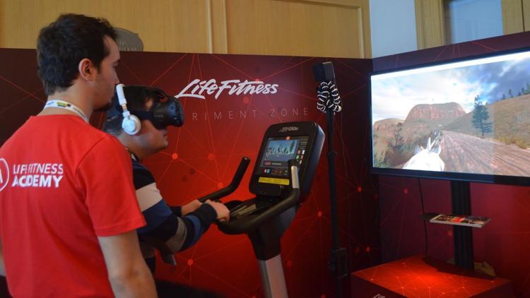 VR deneyimi ile spor  teknolojisini Türkiye’ye getirdi