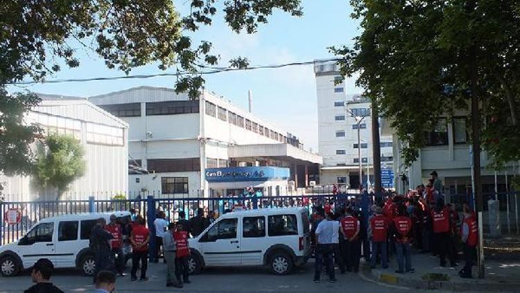 Cam işçilerinden grevin yasaklanmasına tepki