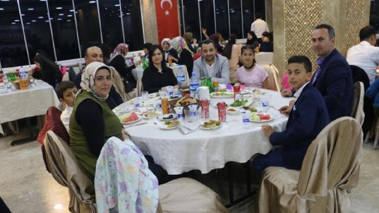 Erzincan Barosu üyelere iftar verdi