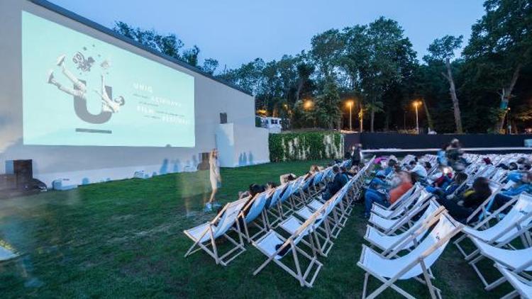 UNIQ Açık Hava Film Festivali La La Land ile başladı