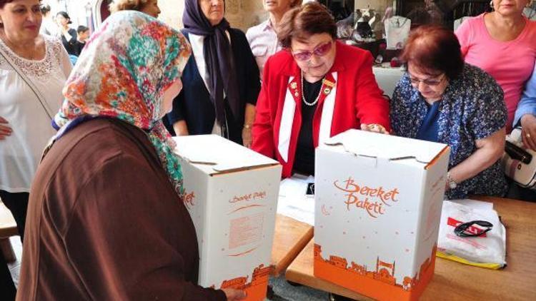 Kadınlar Konseyinden ihtiyaç sahiplerine ramazan paketi