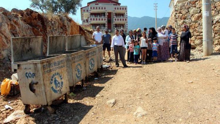 Fethiyede mahallelinin asfalt tepkisi