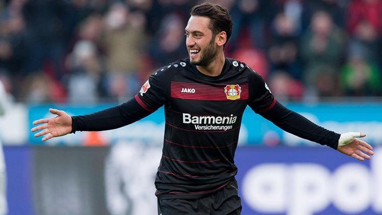 Hakan Çalhanoğlunun cezası sona erdi