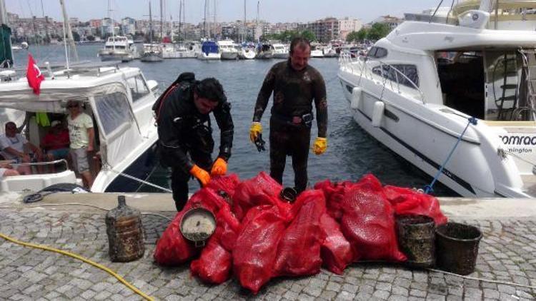 Çanakkale yat limanında deniz dibi temizliği