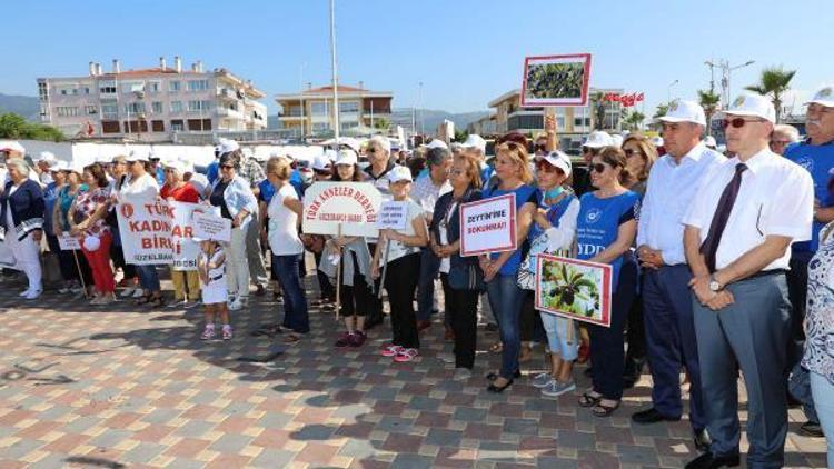 Kaymakam ve belediye başkanı çöp topladı