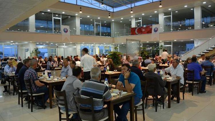 ÇTSO Ezine’deki üyelerine iftar yemeği verdi