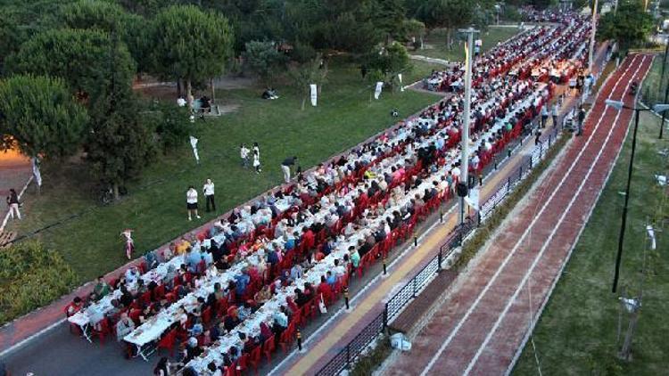 Çanakkalede Esenler Mahallesi iftarı gerçekleştirildi