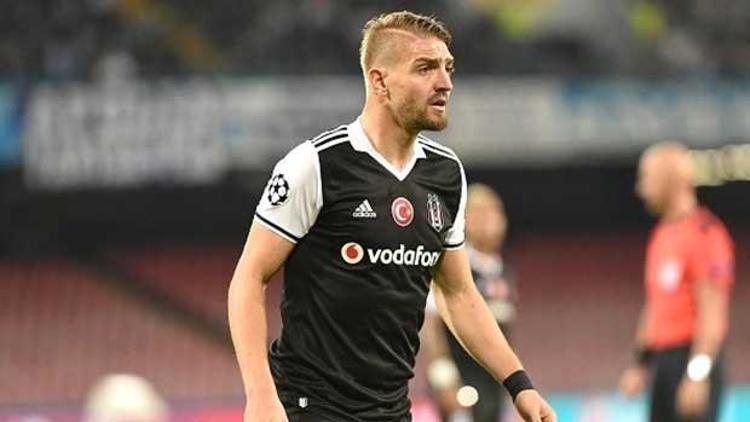 Beşiktaş Caner Erkini KAPa bildirdi