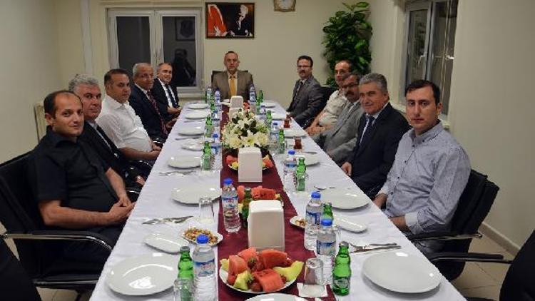 Cezaevinde iftar verildi