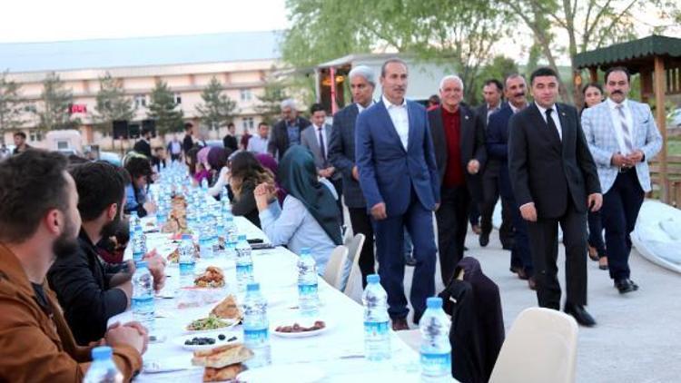 Yıldızeli MYOda iftar programı