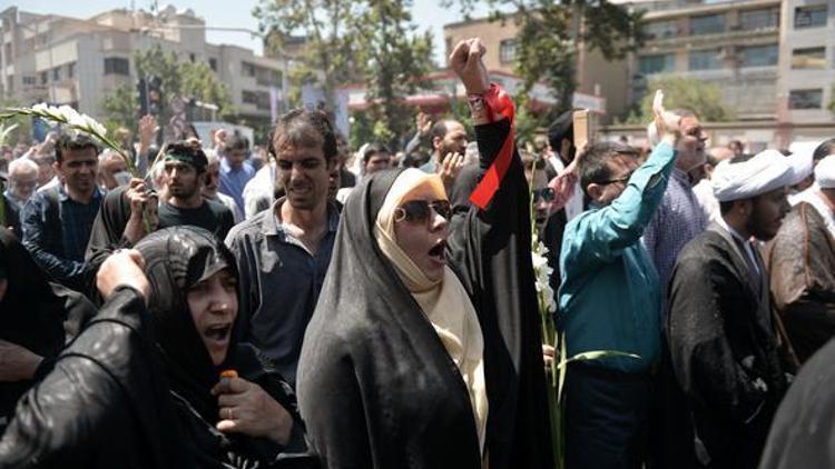 İranda yaşamını yitirenler için cenaze töreni gerçekleşti