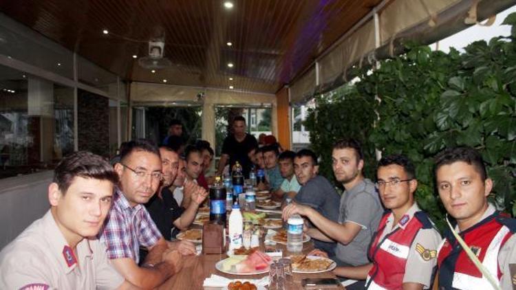 Jandarma iftar yemeğinde buluştu