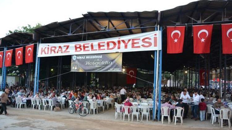 Kirazda belediyeden iftar ve toplu sünnet şöleni birarada