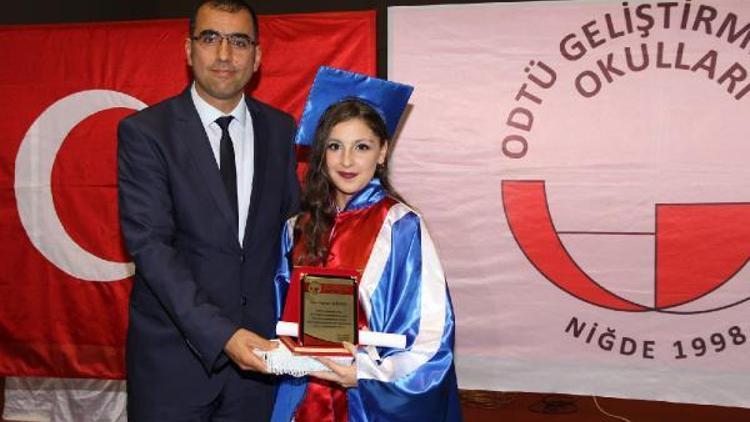 Niğde ODTÜ 14. dönem mezunlarını verdi