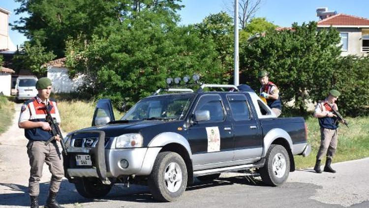 Jandarmadan kaçan sürücü vurularak yakalandı