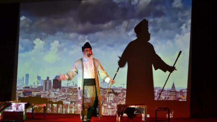 Ahlatta Son kale Türkiye tiyatro oyun beğeniyle izlendi