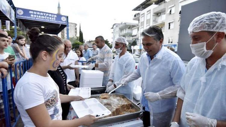 Muratpaşa, Konukseverde iftar verdi