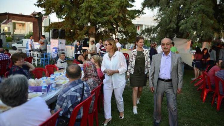 Çanakkalede Dardanos sakinleri iftarda buluştu