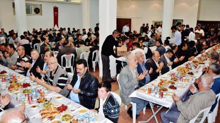 Çay Belediyesinden iftar yemeği