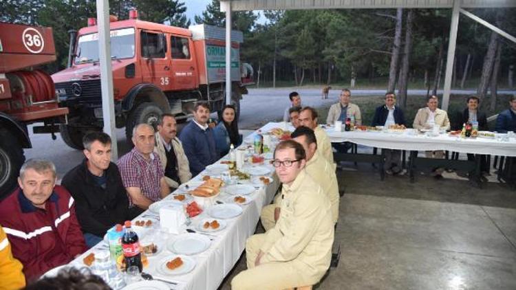 Yangın ekibiyle iftar