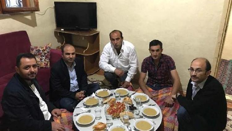 Gölova Kaymakamı iftarda ihtiyaç sahipleriyle buluşuyor