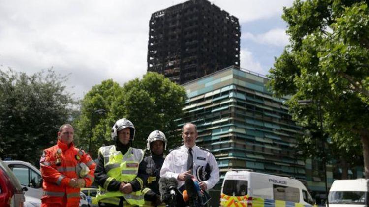 Londra yangınında ölü sayısı 30a yükseldi