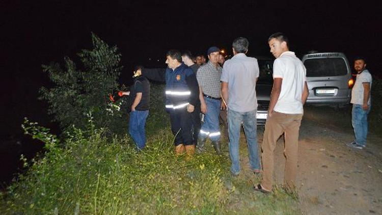 Çaya düşen 3 yaşındaki çocuğun cesedi bulundu