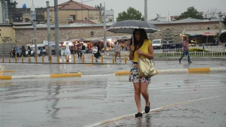 Meteorolojiden İstanbul uyarısı Sel, su baskını ve yıldırım...