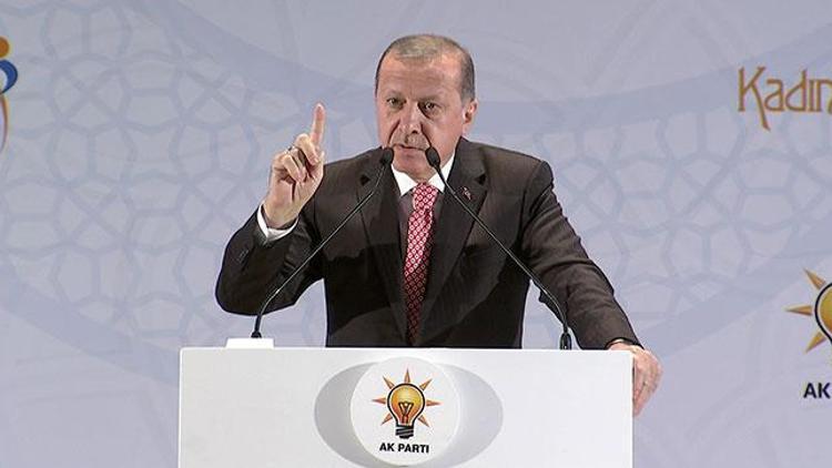 Erdoğan: Adalet levha ile aranmaz, ellerindeki levhalar bile bunlardan utanır