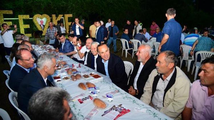 Sözlüden Fekede iftar