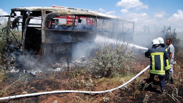 Yolcu otobüsü küle döndü: 6 yaralı