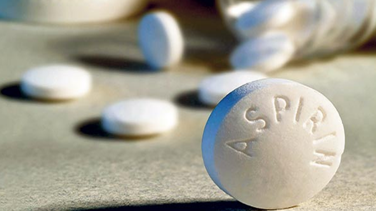 Aspirin yılda 3 binden fazla kişinin ölümüne yol açıyor