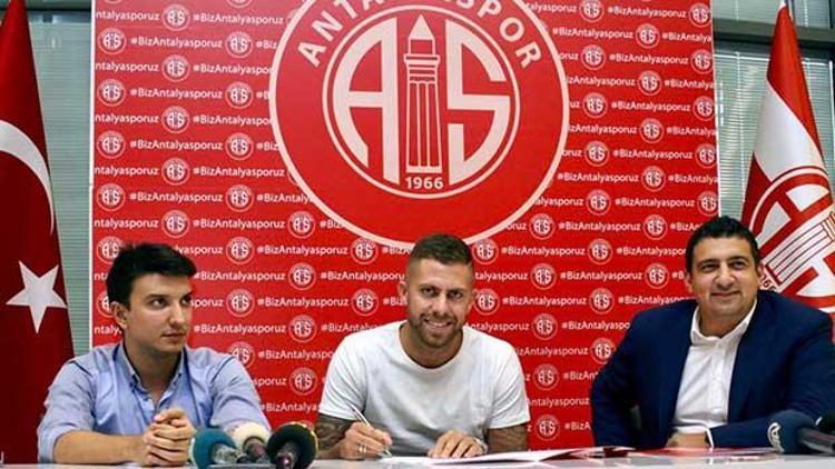 Antalyaspor Menez ile sözleşme imzaladı