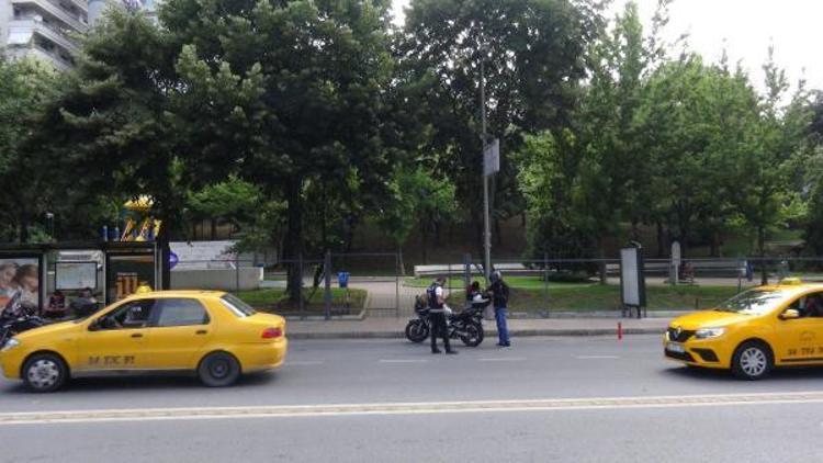 Beşiktaş’taki Azerbaycan Dostluk Parkı demirlerle çevrelendi