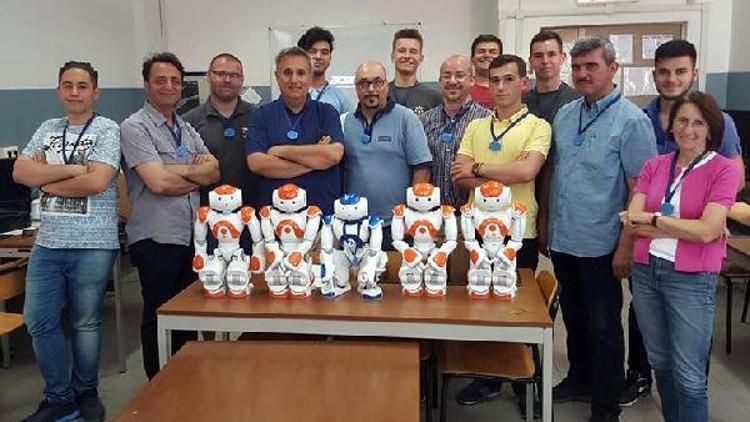 Öğrenciler İtalya’da robot eğitimi aldı