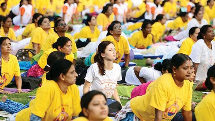 Yoga Günü’nde  rekor denemesi