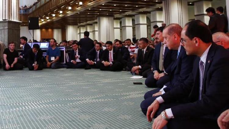 Cumhurbaşkanı Erdoğan Millet Camii Kadir Gecesi özel programına katıldı