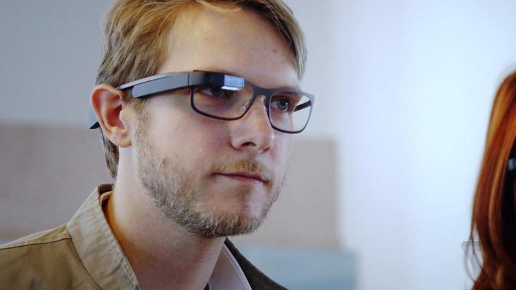 Google Glass için aylar sonra yeni bir güncelleme geldi